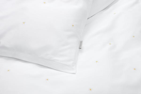 Schlossberg - DAISY - Satin Noblesse uni bestickt