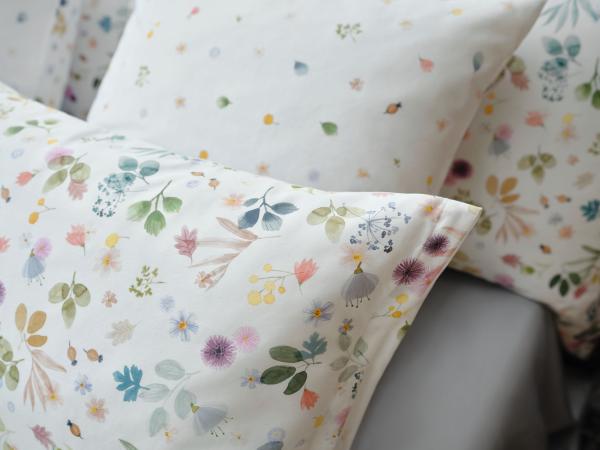 Schlossberg - ASTA & YLVIE - Satin Noblesse