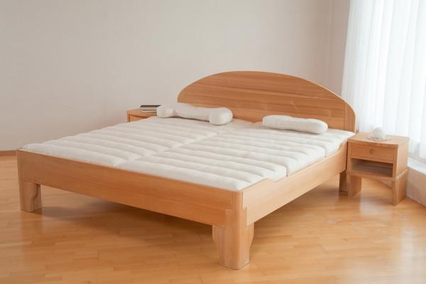 Moosburger Rosshaar-Manufactur Massivholzbett Rustica